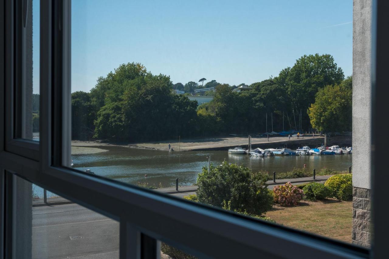 Riverside Apartment With Views And Parking Kingsbridge  Exteriér fotografie